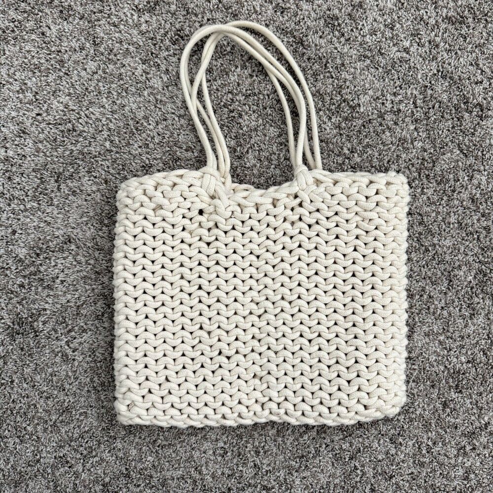 Cotton rope woven macrame knit summer shoulder bag tote white beach